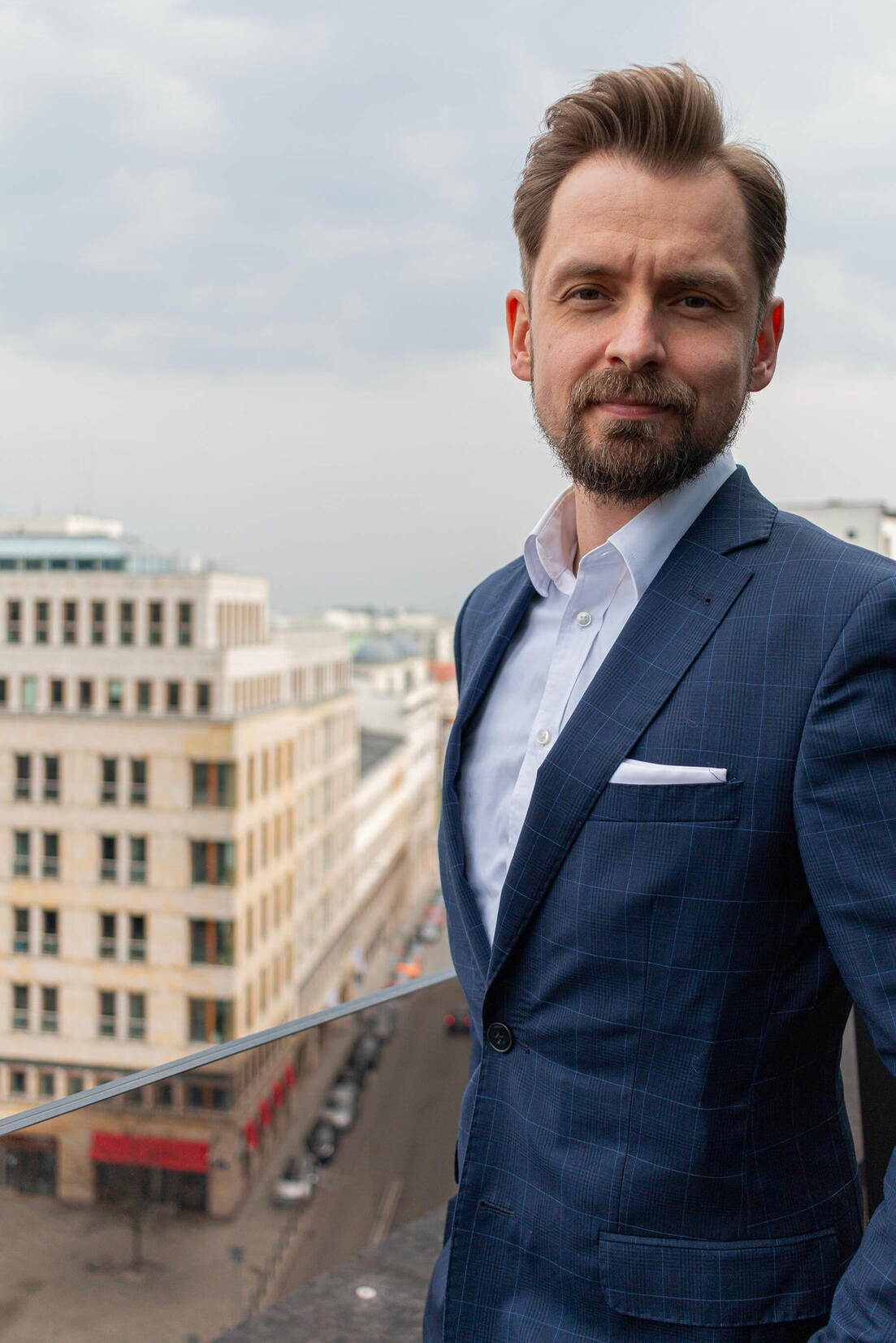 Wojciech Gil Wojciech Gil - WG Holding NIeruchomości Warszawa